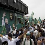 خیبر پختونخوا اتے بلوچستان اچ حالیہ دہشت گردی دے حملیاں دے شہیداں کوں خراج عقیدت پیش کرنڑ دی غرض نال (کل)پورے ملک اچ سوگ منایا ویسی،نگران وزیراعظم خیبر پختونخوا اتے بلوچستان اچ حالیہ دہشت گردی دے حملیاں دے شہیداں کوں خراج عقیدت پیش کرنڑ دی غرض نال (کل)پورے ملک اچ سوگ منایا ویسی،نگران وزیراعظم