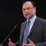 نویں چیف آف آرمی سٹاف جنرل قمر جاوید باجوہ پاک فوج دی کمان سانبھ گھدی جنرل راحیل شریف روایتی چھڑی ”ملاکہ“ نویں آرمی چیف دے حوالے کیتی نویں چیف آف آرمی سٹاف جنرل قمر جاوید باجوہ پاک فوج دی کمان سانبھ گھدی جنرل راحیل شریف روایتی چھڑی ”ملاکہ“ نویں آرمی چیف دے حوالے کیتی