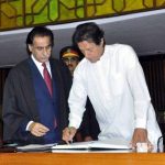 وزیراعظم محمد نوازشریف دی بیلاروس دے صدر الیگزینڈر لوکاشنکو نال وزیراعظم ہائوس اچ ون ٹو ون ملاقات اچ گالھ مہاڑ وزیراعظم محمد نوازشریف دی بیلاروس دے صدر الیگزینڈر لوکاشنکو نال وزیراعظم ہائوس اچ ون ٹو ون ملاقات اچ گالھ مہاڑ