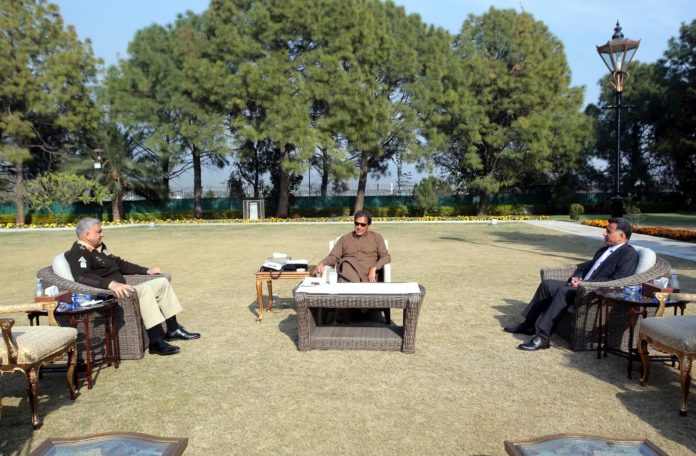 PM with COAS