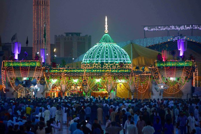 PAKISTAN-RELIGION-ISLAM-SUFI-FESTIVAL