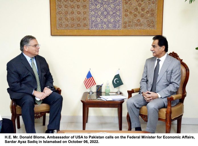 Ayaz Sadiq
