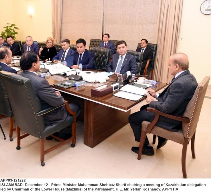 APP83-121222PM-Islamabad