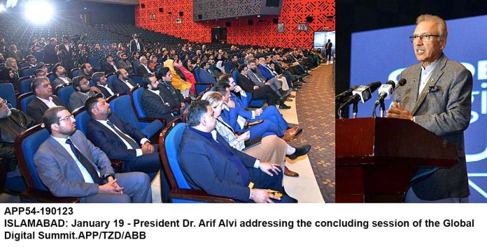 APP54-190123President-Islamabad
