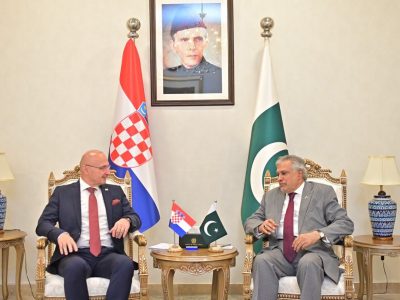 Ishaq Dar-FM Croatia-1